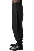 Curved leg pleated wool pants, Black