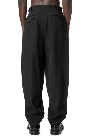Double pleated tapered wool pants
