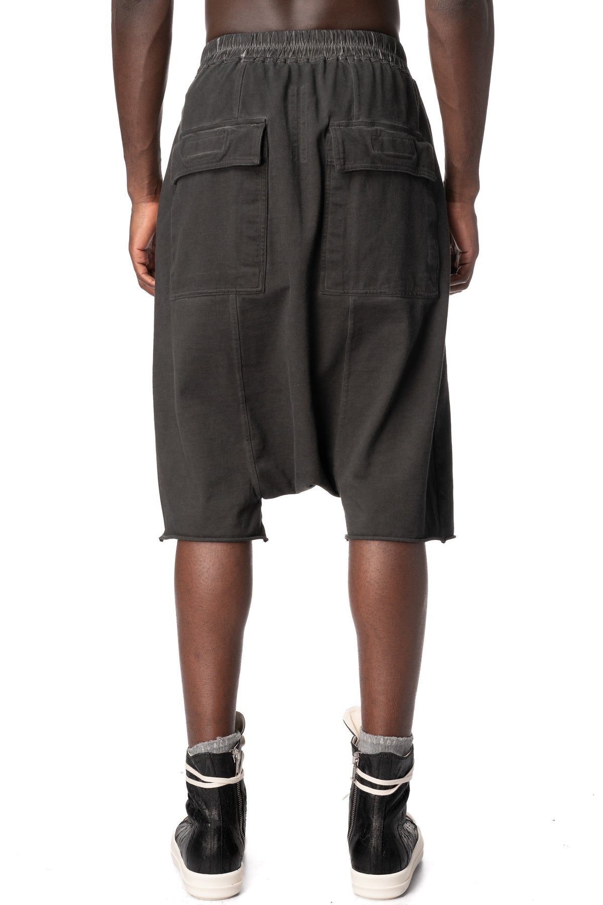 Drawstring Pods knit shorts, Faded Black