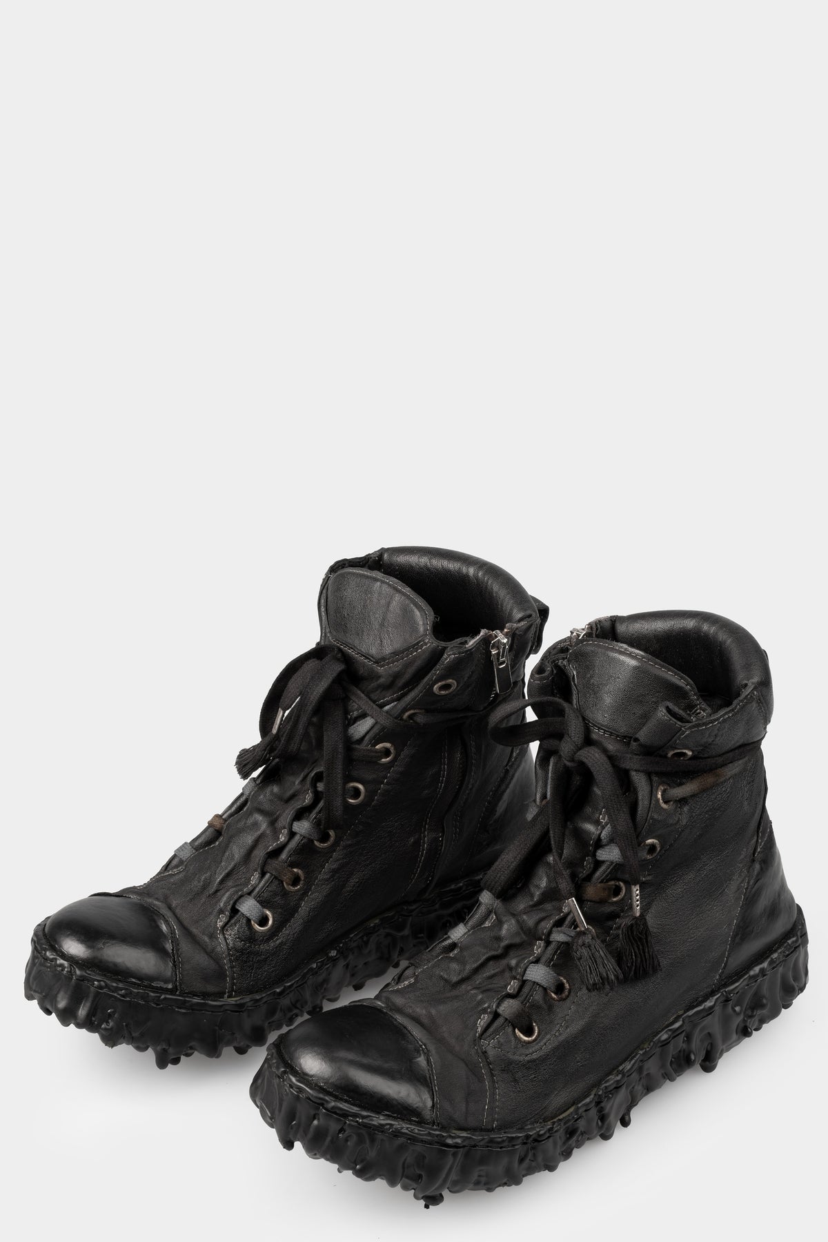 Culture Of Brave | High top drip sole laced sneakers, Black MELM1W MELT CLASH WRAP