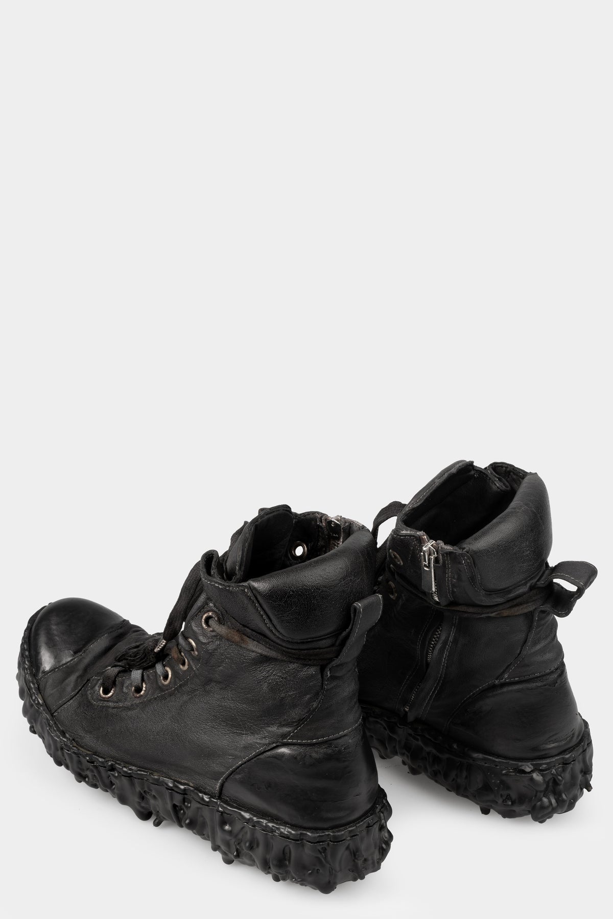 Culture Of Brave | High top drip sole laced sneakers, Black MELM1W MELT CLASH WRAP