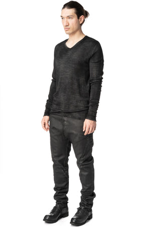 Spray dyed light wool V-neck sweater