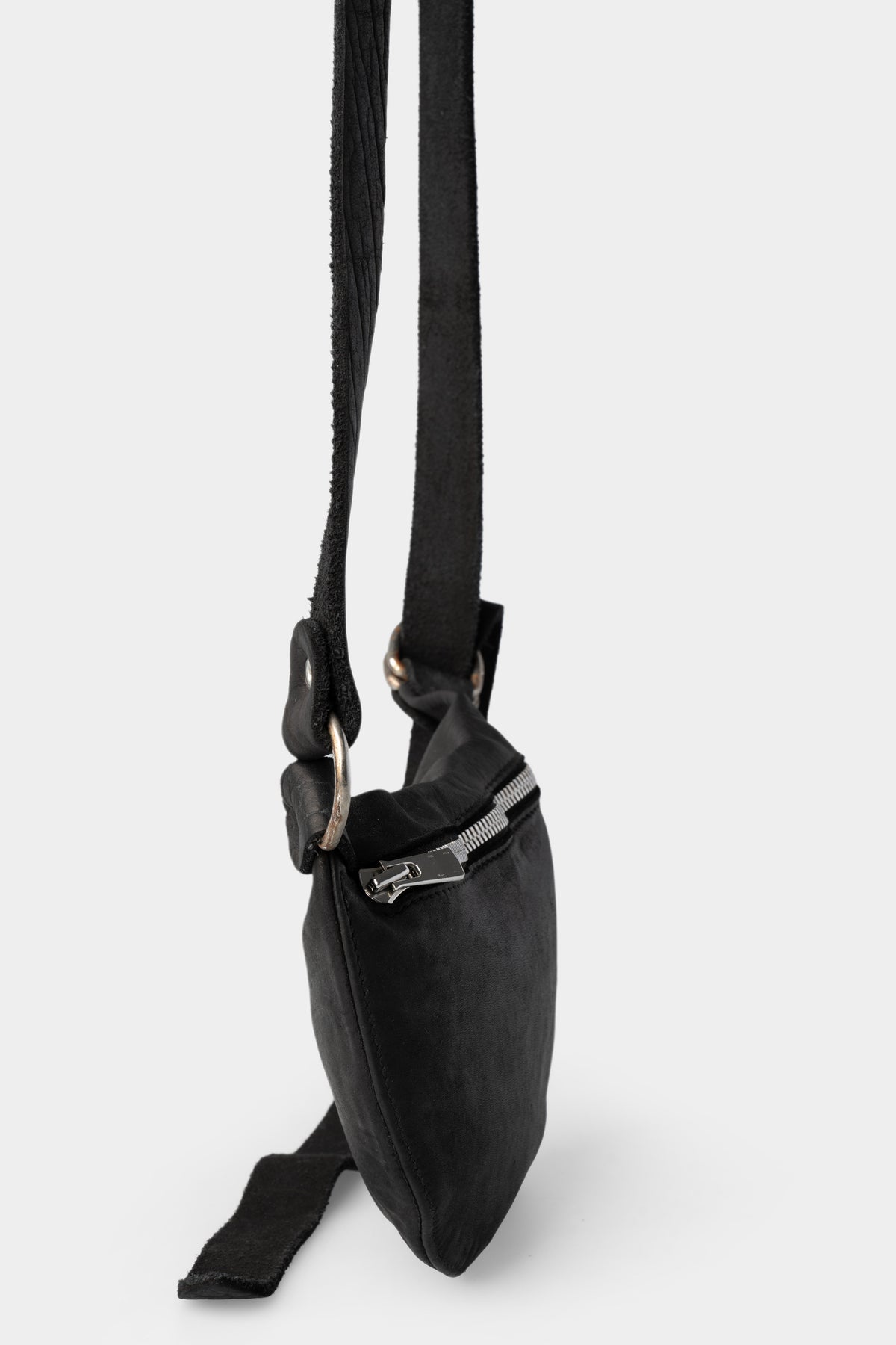 Guidi | SS25 - Small leather belt bag | Q100