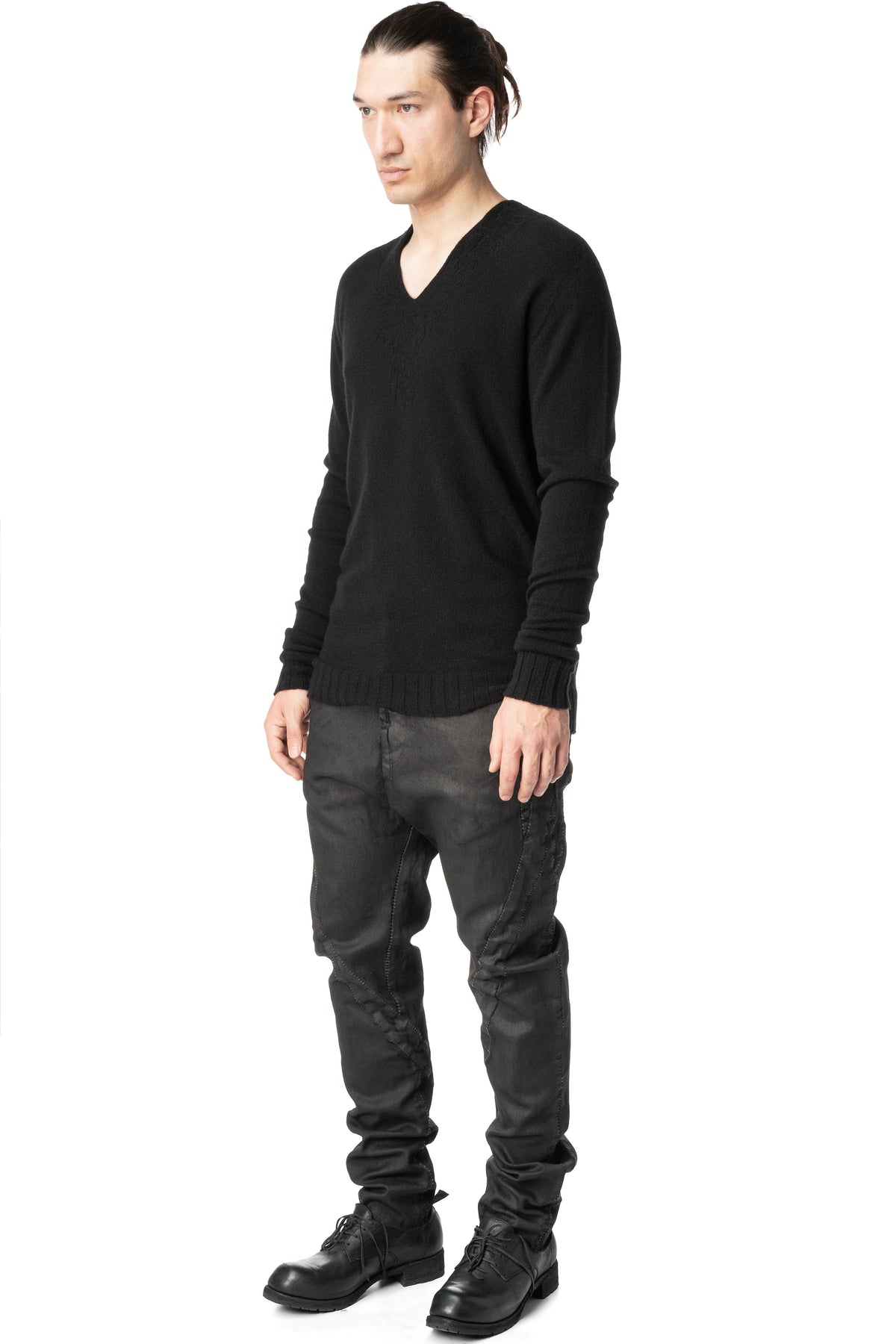 Cashmere V-neck sweater