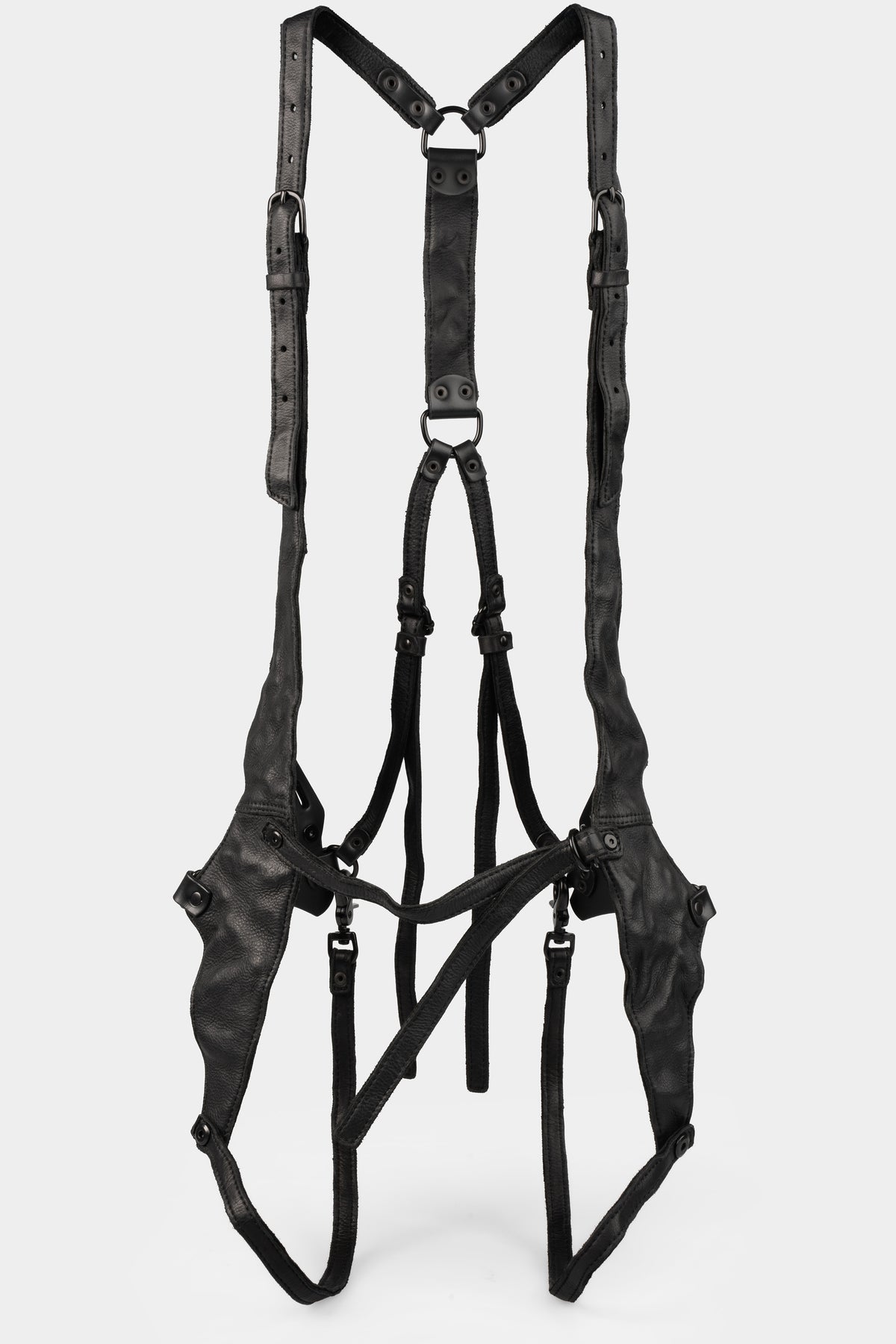 TEO+NG | KYRI Crinkled leather harness, shot on table