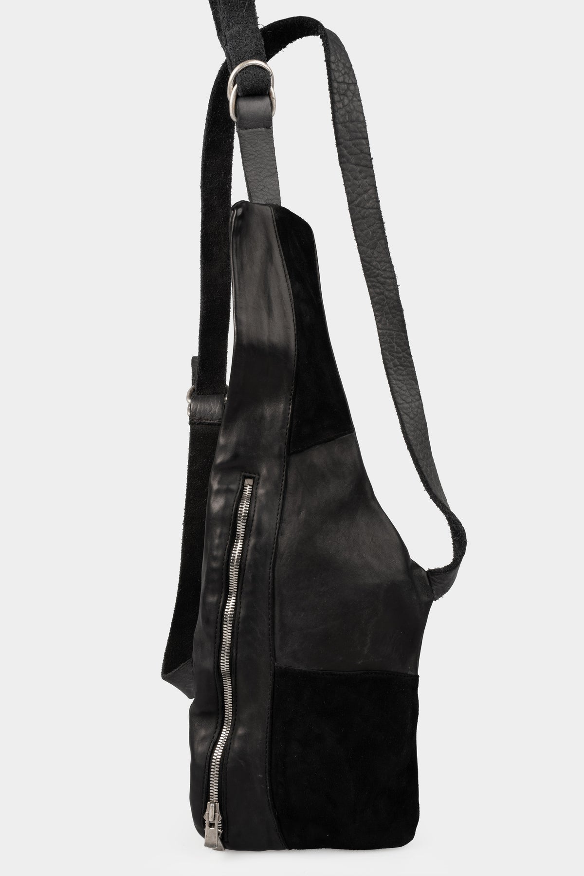 Contrast leather cross-over bag | Q30SP