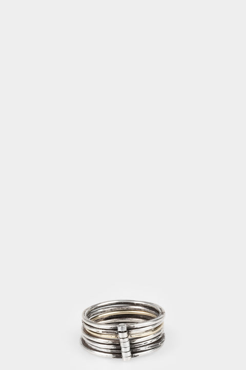 Certain pace | Crankshaft ring silver & gold, shot on table