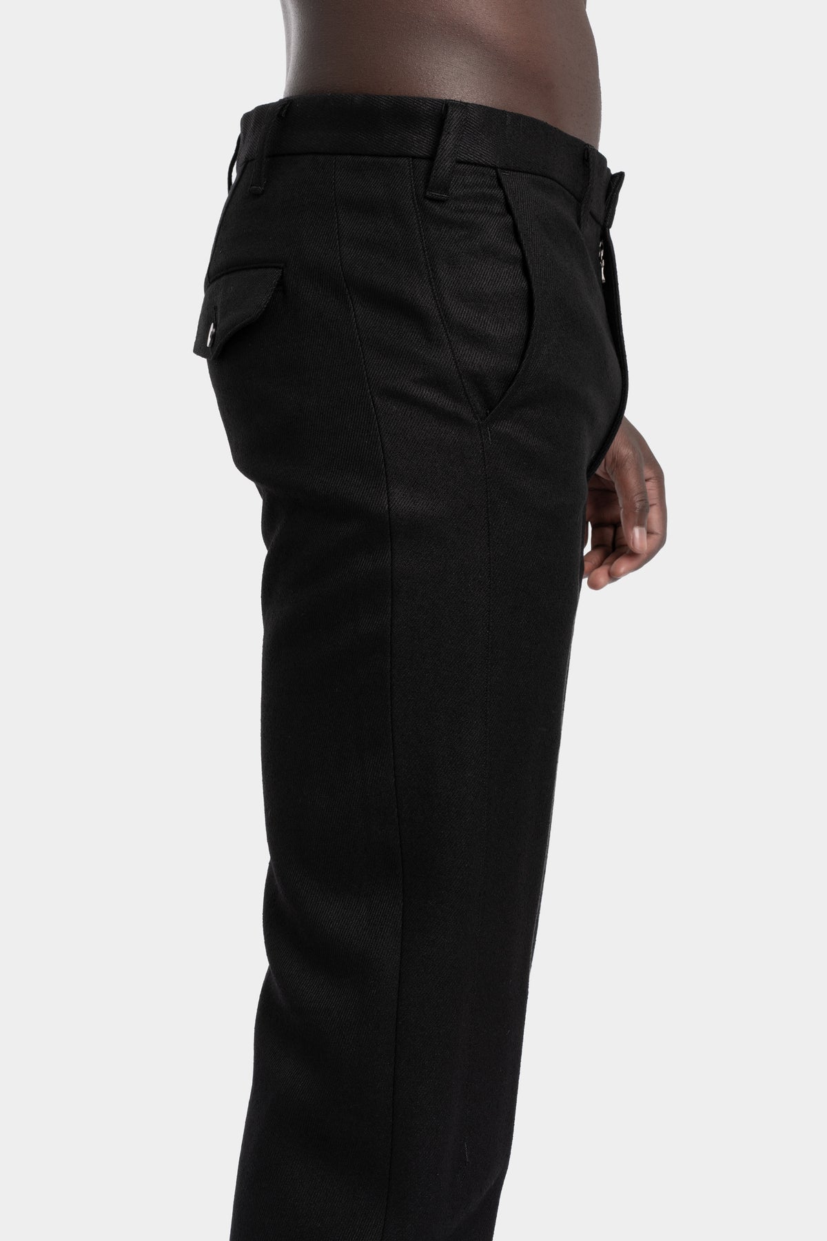 Julius_7 | AW25 - Flared suit pants, 917PAM9