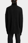 Piped seams turtleneck knit sweater