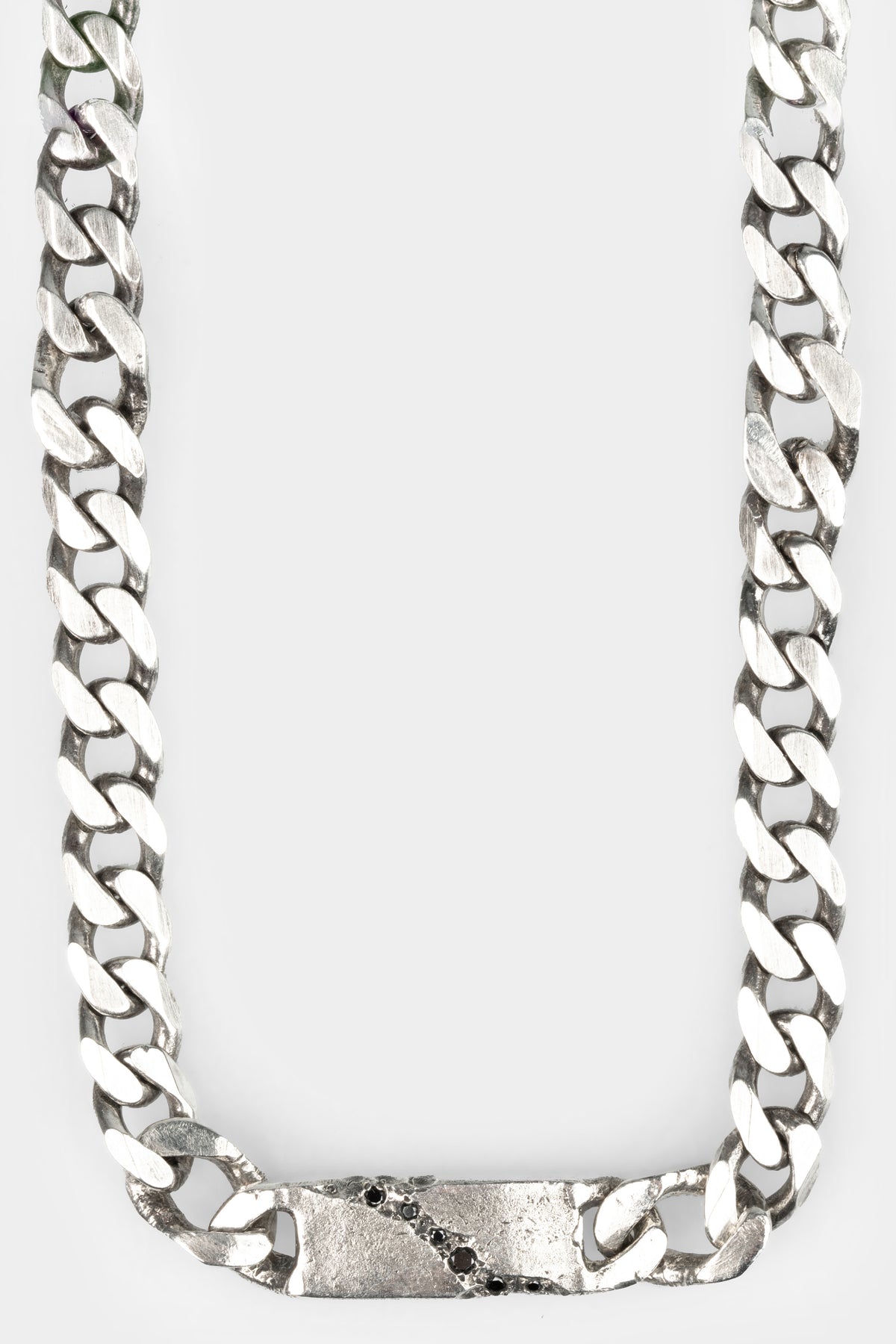 Enri Mars | Silver chain necklace w. black diamonds