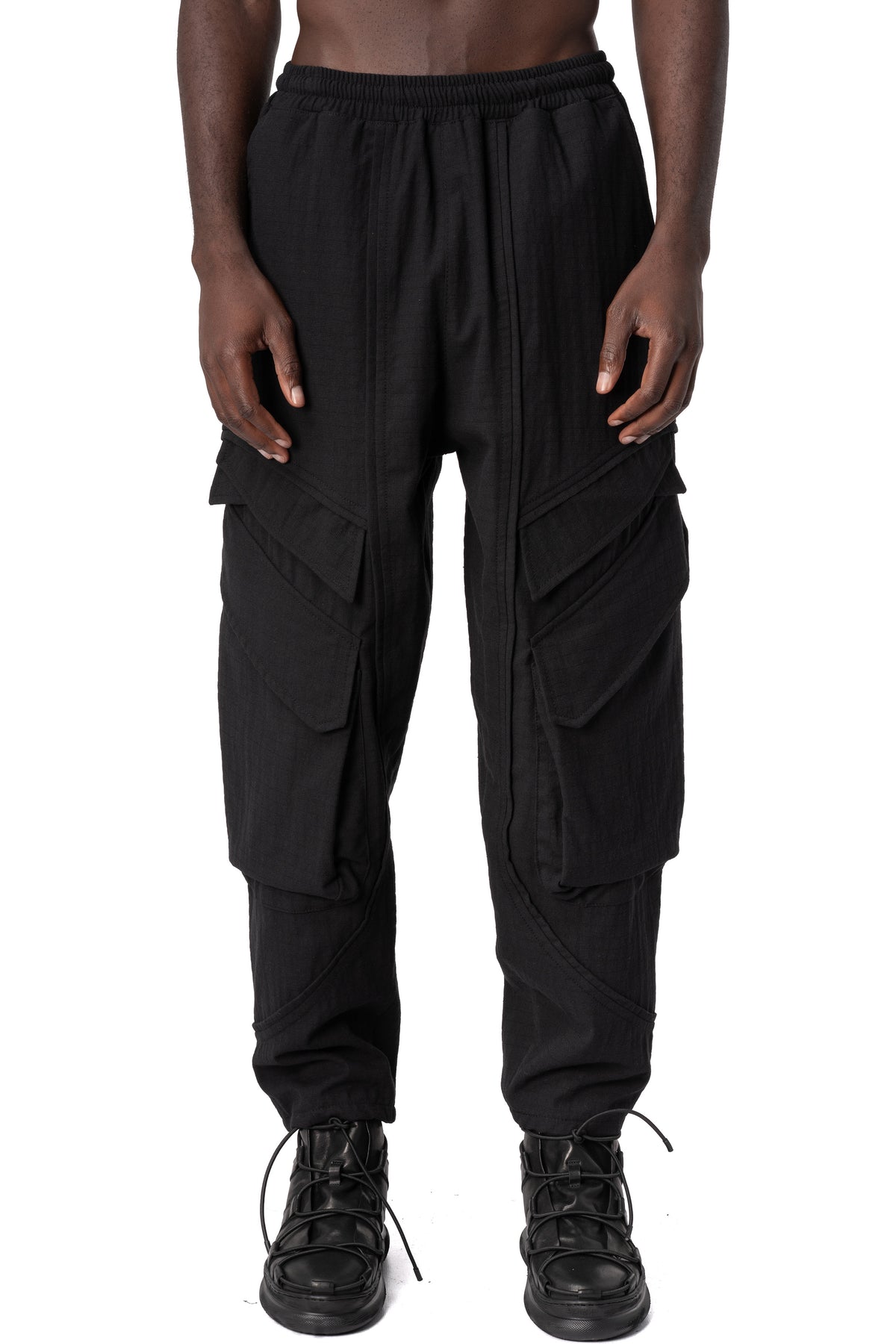 La Haine Inside Us | AW26 - Textured cotton cargo trousers, M1363