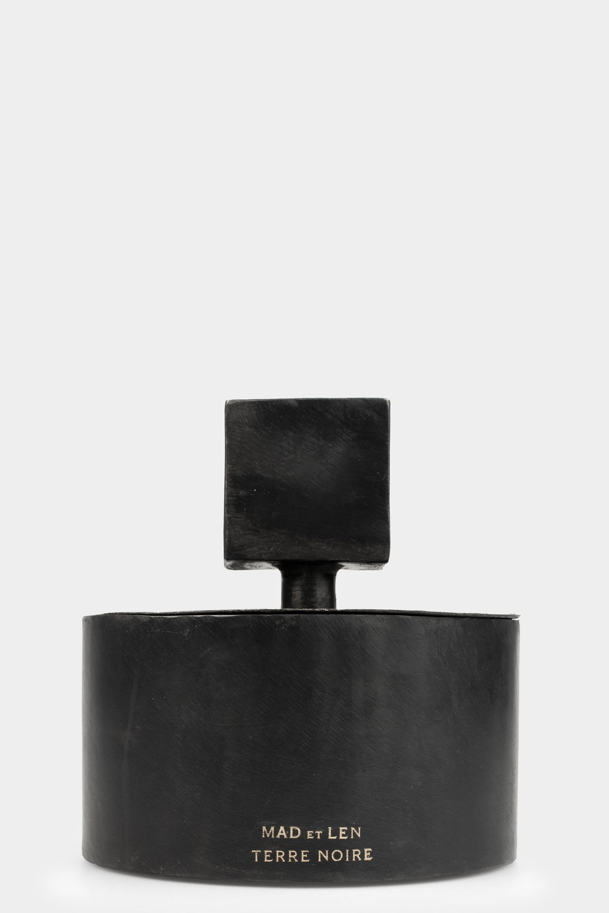MAD et LEN | Large Bougie Totem (2 kg) | Terre Noire