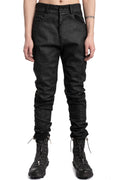 MD75 | SS26 -  Regular Fit Coated Jeans, Black Leather MD13275