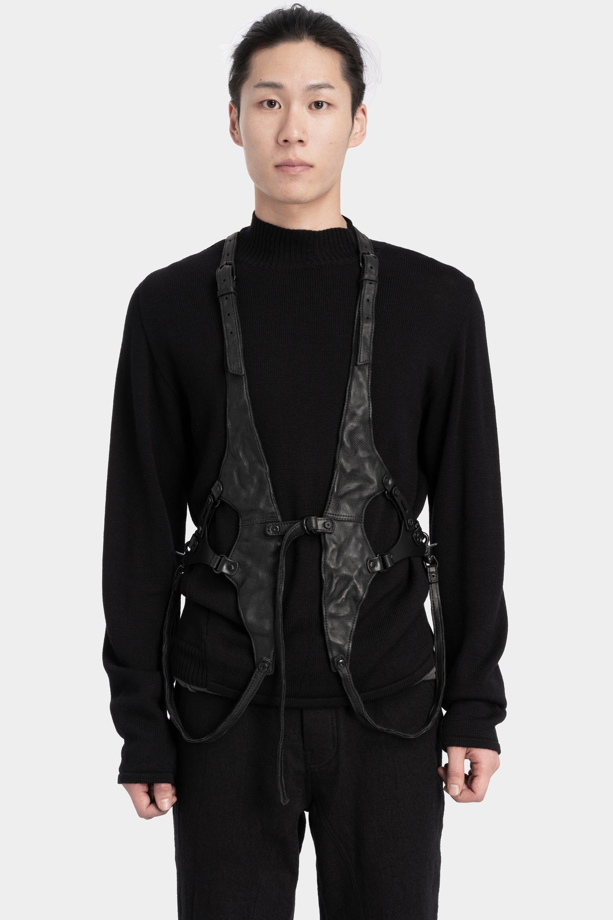TEO+NG | KYRI Crinkled leather harness
