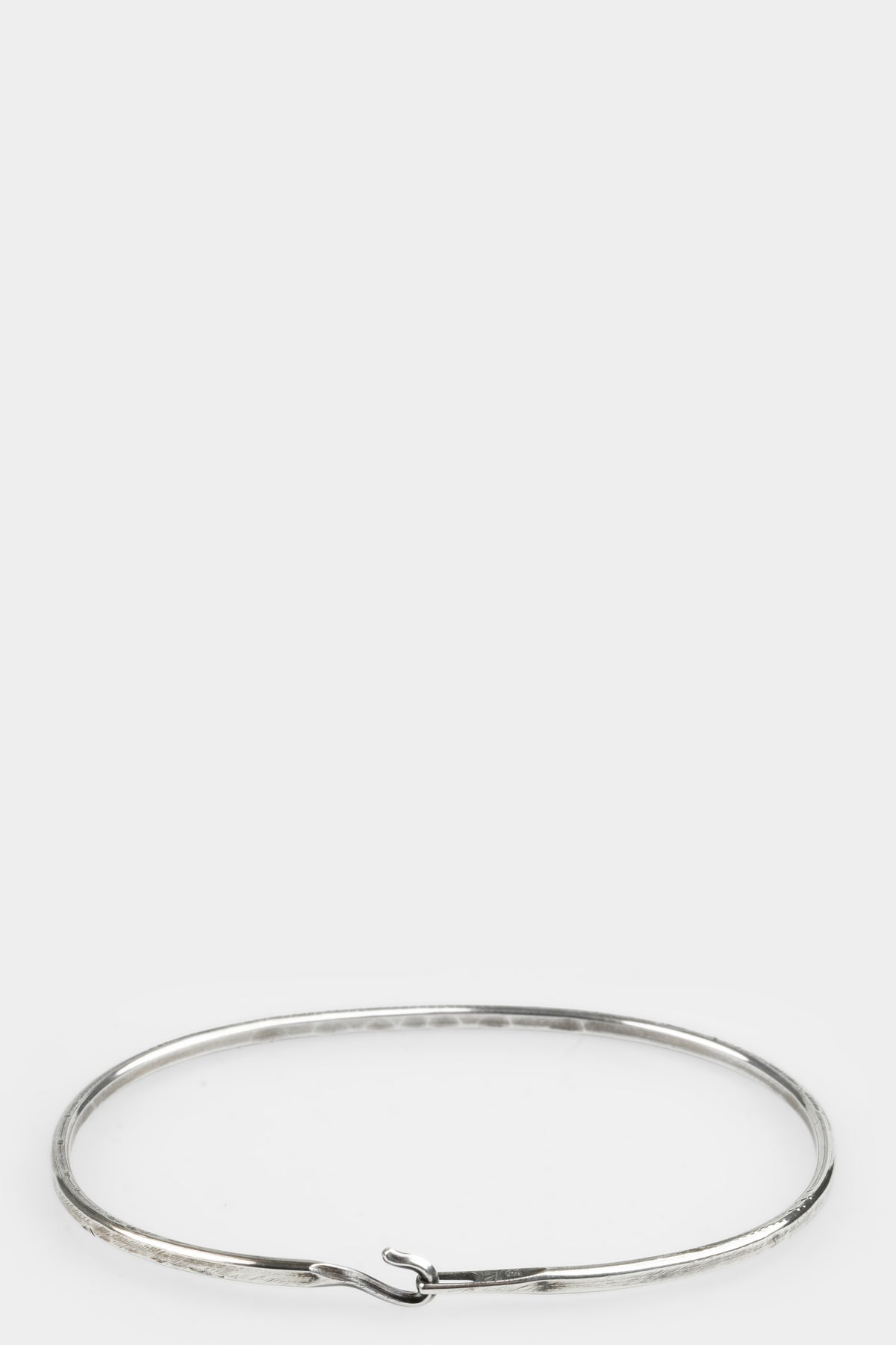 Werkstatt München | M2399 Hook silver bangle